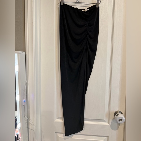 Cider Black Skirt Set - Picture 3 of 4